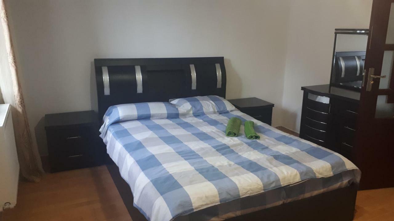 Enjoy The Hostel Batumi Eksteriør bilde